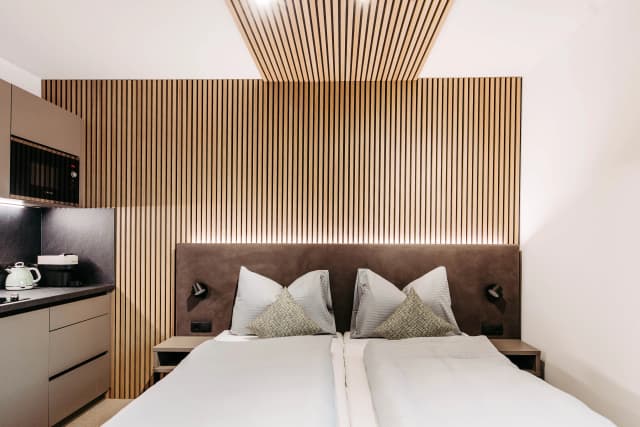 Double or Twin Room with Kitchen - Image 3