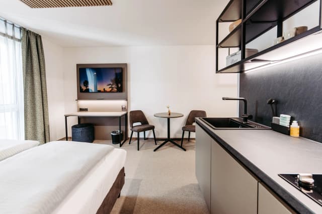 Double or Twin Room with Kitchen - Image 4